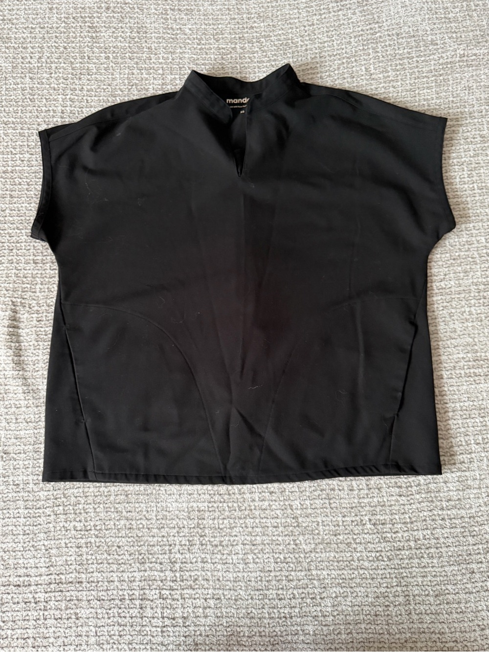 Mandala Dolman Black Short-Sleeve scrub top